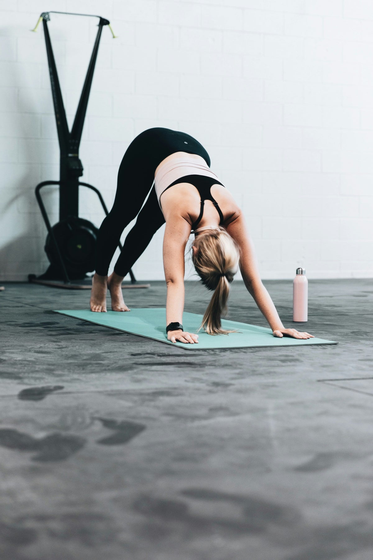 YOGA & PILATES