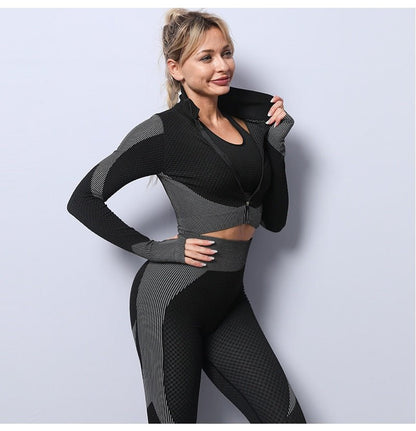 Agility Long-Sleeve & Leggings Gym Set