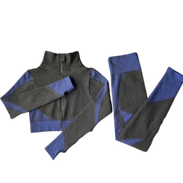 Agility Long-Sleeve & Leggings Gym Set
